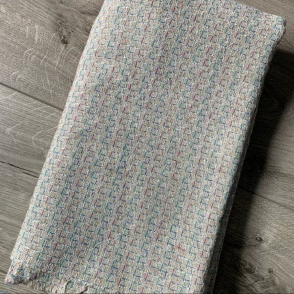 Fabric for craft or home decor outdoor cushions - Picture 3 of 7